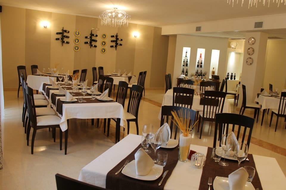 Hotel Agri Resort Agorà Castelluccio dei Sauri Extérieur photo